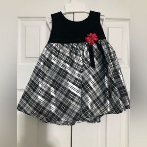 La Princess holiday dress. Black silver flower girls baby size 12‎ months